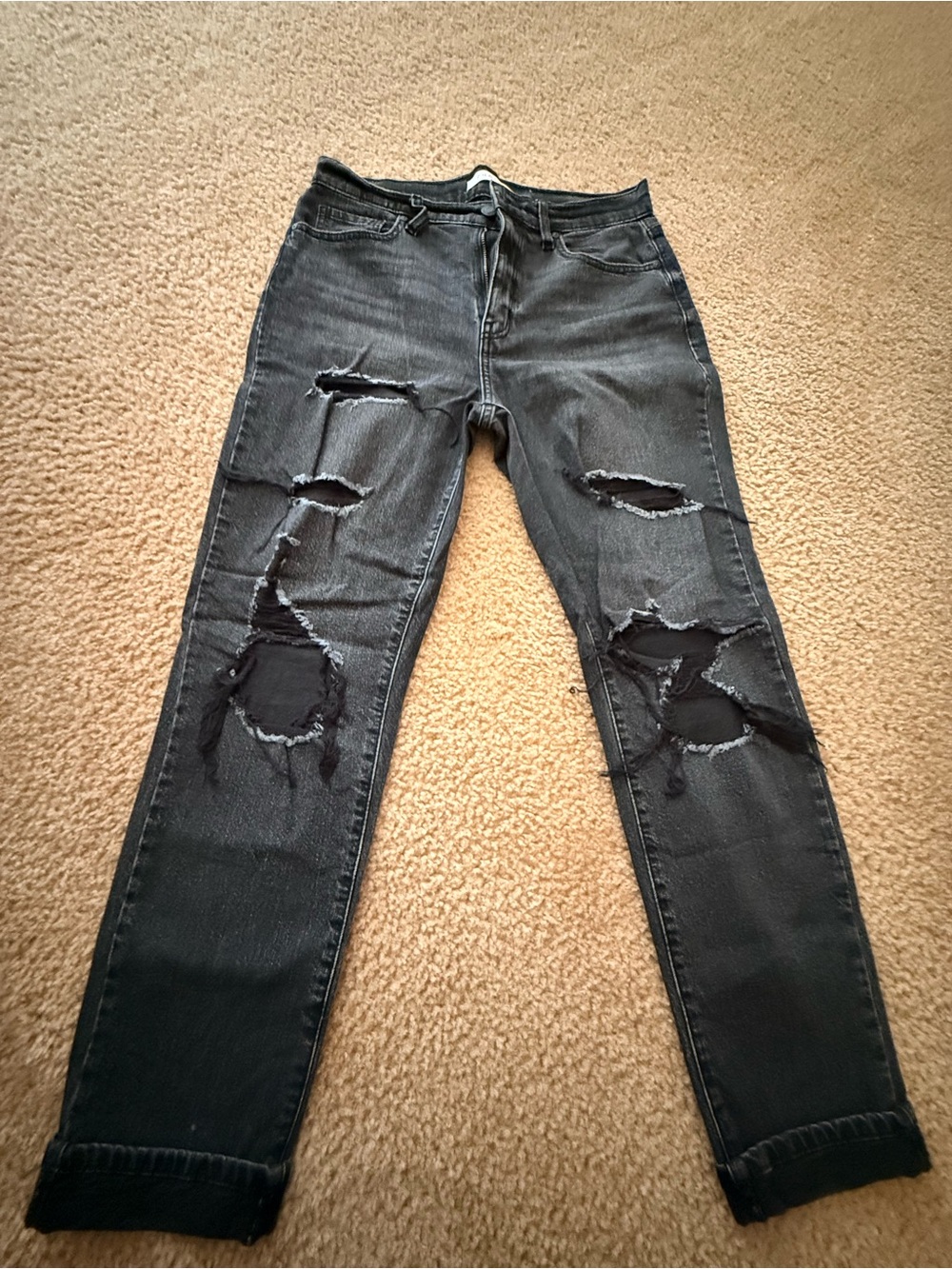 eunina Black Ripped Boyfriend Jeans